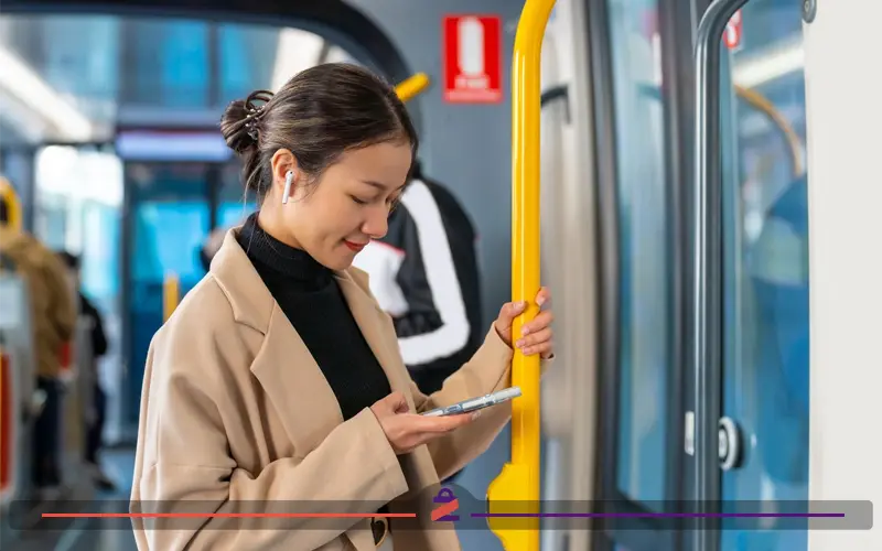 کمر درد به دلیل ایستادن در اتوبوس